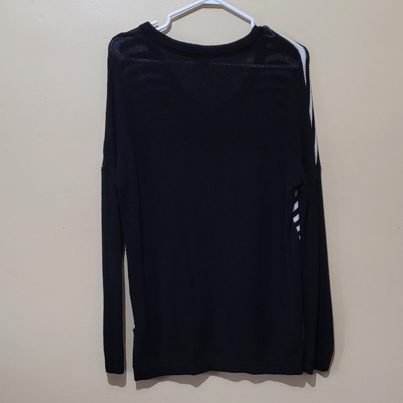 Hurley Striped Drop Shoulder Sweater - Picture 2 of 5